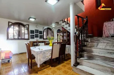 Casa à venda, 6 quartos, 2 suítes, 4 vagas, centro - divinópolis/mg