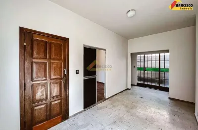 Casa à venda, 3 quartos, 1 suíte, 2 vagas, esplanada - divinópolis/mg