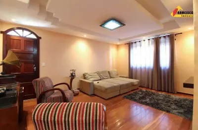 Casa à venda, 4 quartos, 1 suíte, 4 vagas, lp pereira - divinópolis/mg