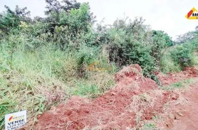 Terreno à venda no Floramar, Divinópolis 