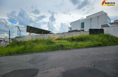 Terreno à venda no Oliveiras, Divinópolis 