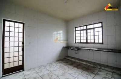 Casa à venda, 3 quartos, 1 suíte, 1 vaga, dona quita - divinópolis/mg