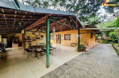 Chácara à venda, 4 quartos, 1 suíte, 10 vagas, ermida - divinópolis/mg