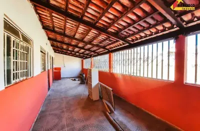 Casa à venda, 2 quartos, santa rosa - divinópolis/mg