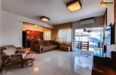 Casa à venda, 3 quartos, 1 suíte, 4 vagas, belvedere - divinópolis/mg