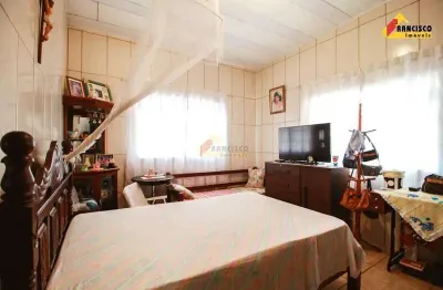 Casa à venda, 2 quartos, 2 vagas, interlagos - divinópolis/mg