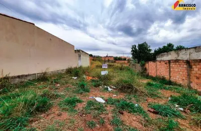 Terreno à venda no Oliveiras, Divinópolis 