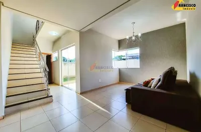 Casa à venda, 3 quartos, 1 suíte, 2 vagas, antonio fonseca - divinópolis/mg