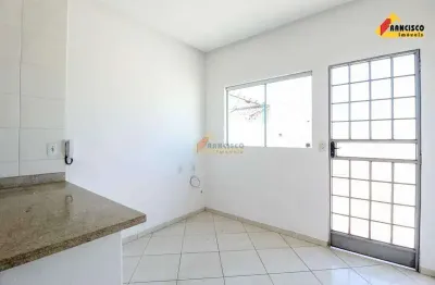 Casa à venda, 2 quartos, 1 vaga, bom pastor - divinópolis/mg
