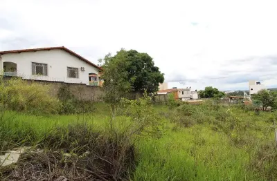 Terreno em condomínio fechado à venda no Santa Clara, Divinópolis 