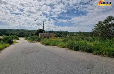 Terreno à venda no Residencial Lagoa Park, Divinópolis 