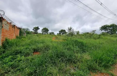 Terreno à venda no Jardim Candidés, Divinópolis 