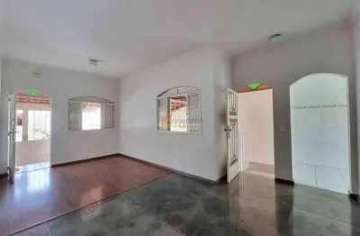 Casa à venda, 3 quartos, 1 suíte, 2 vagas, antonio fonseca - divinópolis/mg