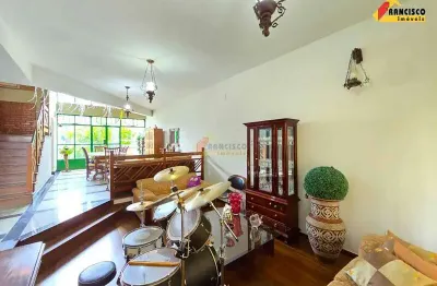 Casa à venda, 3 quartos, 1 suíte, 2 vagas, centro - divinópolis/mg