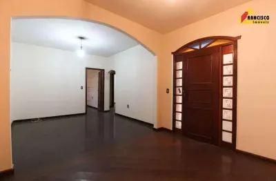 Casa à venda, 3 quartos, 1 suíte, 2 vagas, são josé - divinópolis/mg