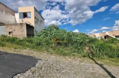 Terreno à venda no Padre Eustáquio, Divinópolis 