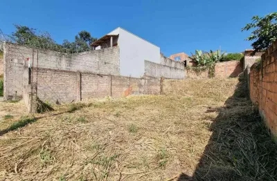 Terreno à venda na Vila Romana, Divinópolis 