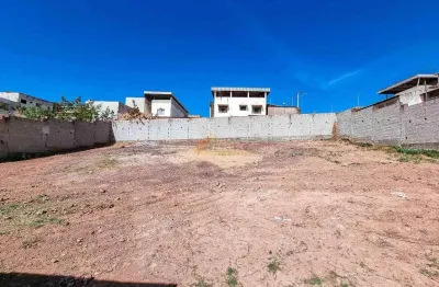 Terreno à venda na Cidade Jardim, Divinópolis 
