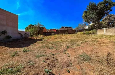 Terreno à venda no Jardim das Acácias, Divinópolis 