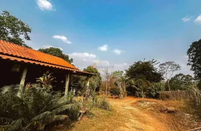 Chácara / sítio com 3 quartos à venda na Área Rural de Divinópolis, Divinópolis 