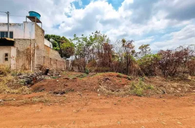 Terreno à venda no Jardim Candidés, Divinópolis 