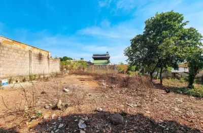 Terreno à venda no Quintino, Divinópolis 