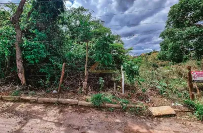 Terreno à venda no Santos Dumont, Divinópolis 