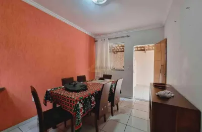 Casa com 3 quartos à venda na Casa Nova, Divinópolis 