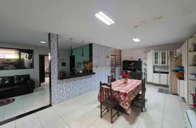 Casa à venda, 3 quartos, 1 suíte, 3 vagas, bom pastor - divinópolis/mg