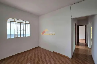 Casa com 3 quartos à venda no São Luís, Divinópolis 