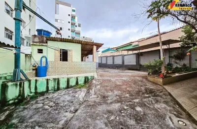 Terreno à venda no Centro, Divinópolis 