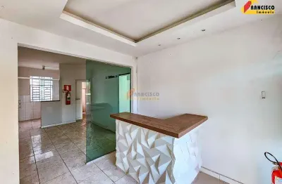 Casa comercial à venda, 4 quartos, 1 vaga, centro - divinópolis/mg