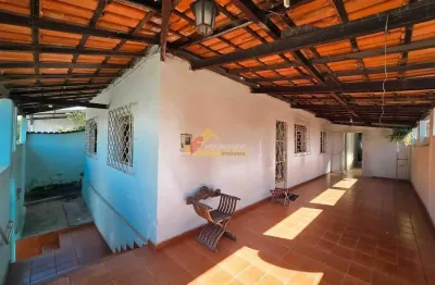 Casa à venda, 4 quartos, 1 suíte, 1 vaga, bom pastor - divinópolis/mg