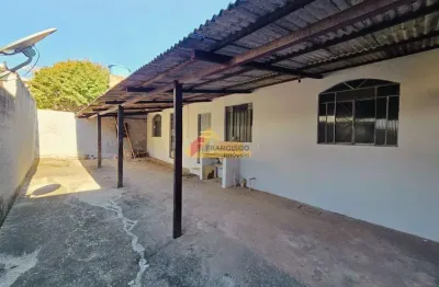Casa à venda, 2 quartos, 2 vagas, maria helena - divinópolis/mg