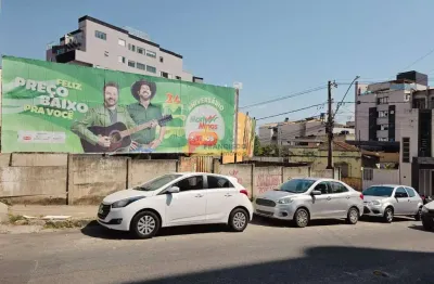 Terreno à venda no Centro, Divinópolis 