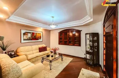 Casa à venda, 4 quartos, 1 suíte, 4 vagas, santo antônio - divinópolis/mg