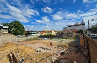 Terreno à venda no São José, Divinópolis 