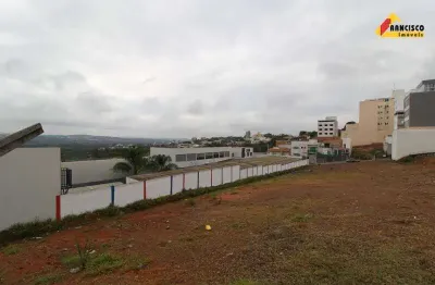 Terreno comercial para alugar no São José, Divinópolis 