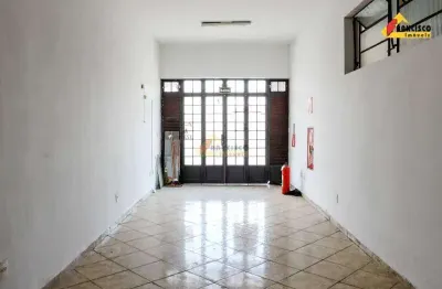 Ponto comercial para alugar no Santo Antônio, Divinópolis 