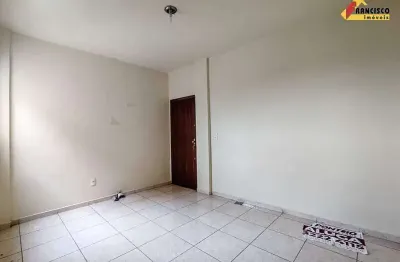 Apartamento com 2 quartos para alugar no São José, Divinópolis 