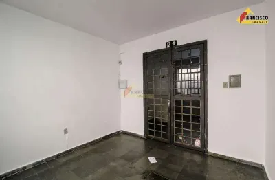 Ponto comercial para alugar no Centro, Divinópolis 