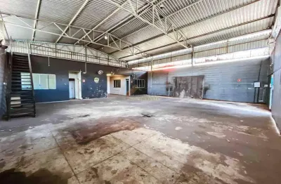 Barracão / Galpão / Depósito para alugar no Planalto, Divinópolis 