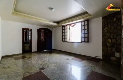 Casa Comercial para aluguel, 3 quartos, 3 suítes, Sidil - Divinópolis/MG