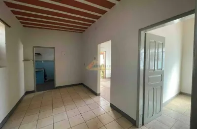 Casa Comercial para aluguel, 2 quartos, Centro - Divinópolis/MG
