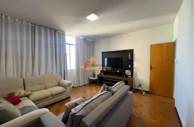 Apartamento com 3 quartos para alugar no Centro, Divinópolis 