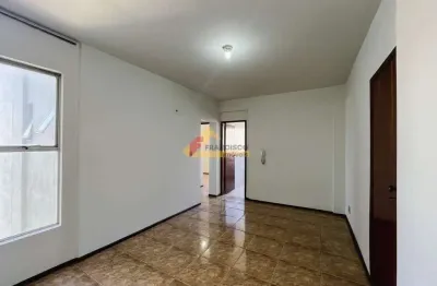 Apartamento com 4 quartos para alugar no Centro, Divinópolis 