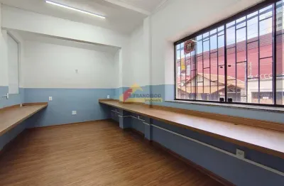 Casa comercial para alugar no Centro, Divinópolis 