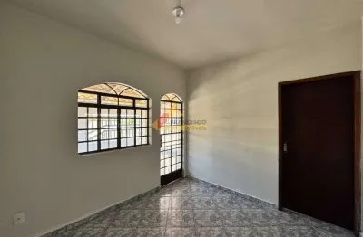 Casa para aluguel, 3 quartos, 2 vagas, juza fonseca - divinópolis/mg