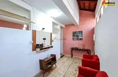 Casa comercial para alugar no Centro, Divinópolis 