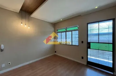 Casa comercial para alugar no Centro, Divinópolis 